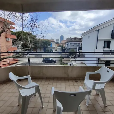 Aurora Park Apartment